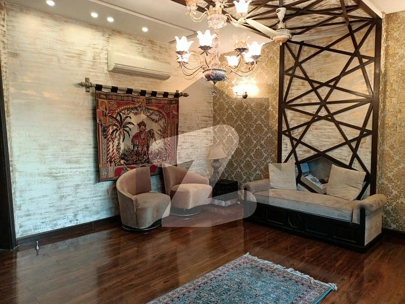 1 kanal Modren Designer House for Rent