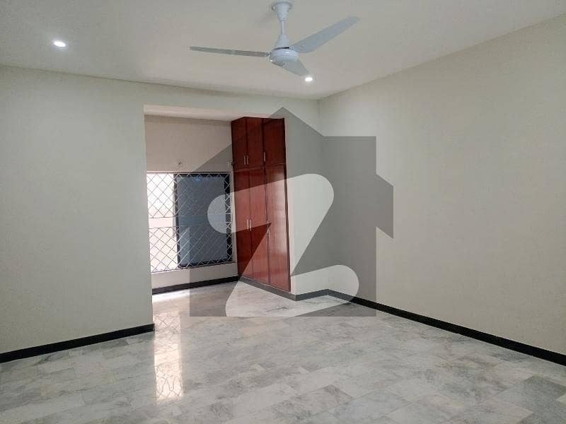 3570 Sq Ft Brand New Full House 3570 Sq Ft Brand New Full House