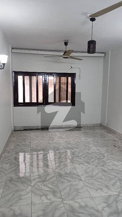 3 Bedroom ,First Floor ,1466 Square Feet Luxury Apartment In Prime Location Of Clifton Block 7 Near St. Michaels School Is Available For Sale