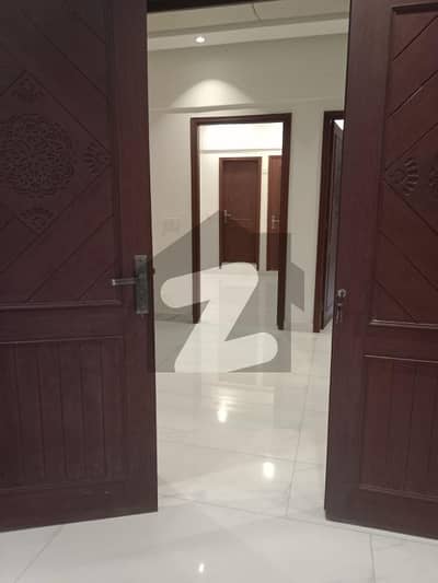 ڈی ایچ اے فیز 7 ایکسٹینشن ڈی ایچ اے ڈیفینس,کراچی میں 2 کمروں کا 4 مرلہ فلیٹ 60.0 ہزار میں کرایہ پر دستیاب ہے۔