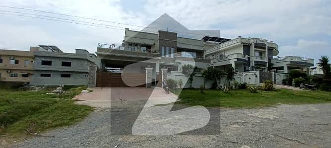 G-15: Kanal house Ground + basement available for rent at G-15 Islamabad