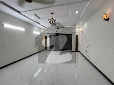 Defence Phase 1 One Kanal Single Storey Luxury House For Rent