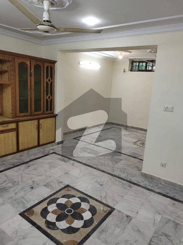 g10/4 3rd road open basement for rent