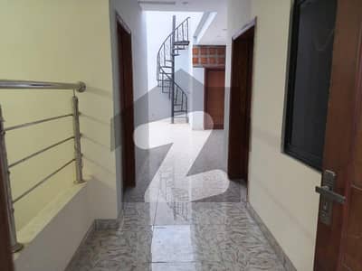 10 Marla Upper Portion Is For Rent In Awt Phase 2 Block C-1