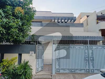 07 MARLA SLIGHTLY USED BEAUTIFULL HOUSE FOR SALE IN DHA LAHORE