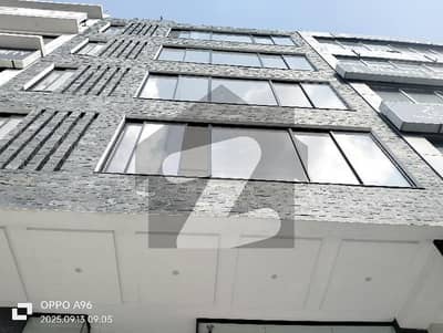 04 MARLA (5700) SQUARE FEET BRAND NEW PLAZA 07 FLOOR