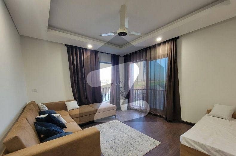 Flat Sized 1400 Square Feet Available In Eighteen
