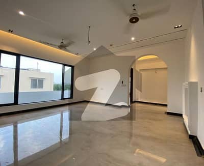 Upper Portion for Rent Super Hot Location