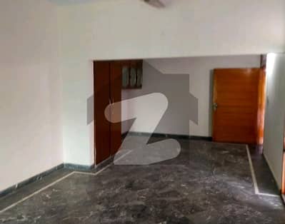 Get A 1 Kanal Upper Portion For rent In Model Town