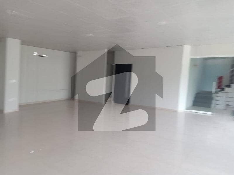 ایف ۔ 6 اسلام آباد میں 1 کنال عمارت 27.0 لاکھ میں کرایہ پر دستیاب ہے۔