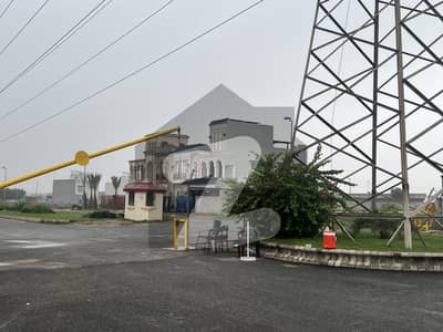 5 Marla Posession Plot in BB block near to Main Boulevard & Fully Developed Area