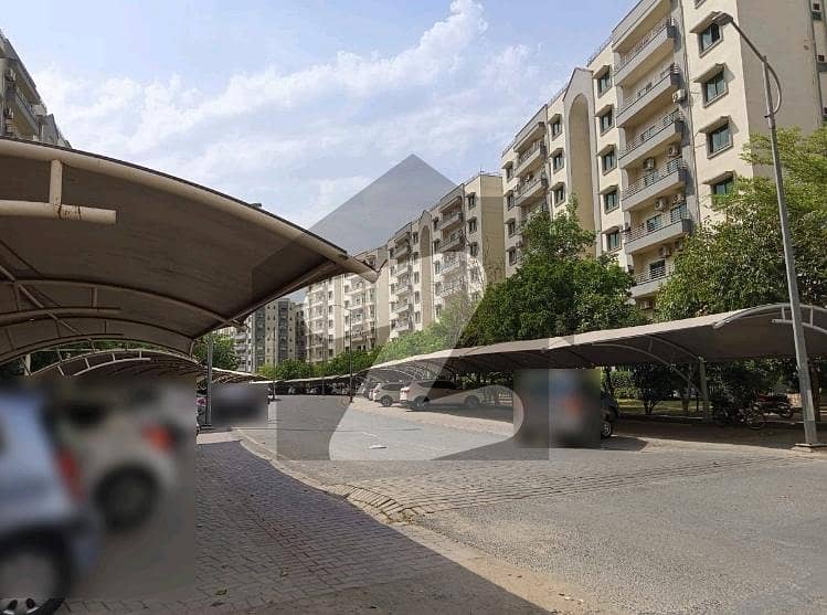 Get An Attractive Flat In Lahore Under Rs. 33800000