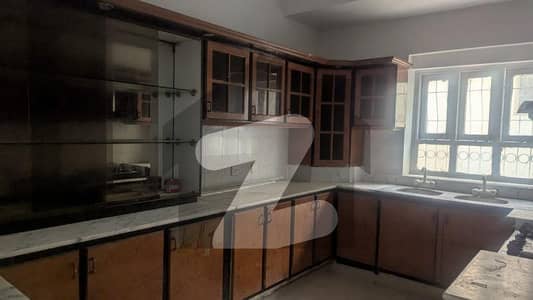 This Is Your Chance To Buy Upper Portion In North Nazimabad - Block J