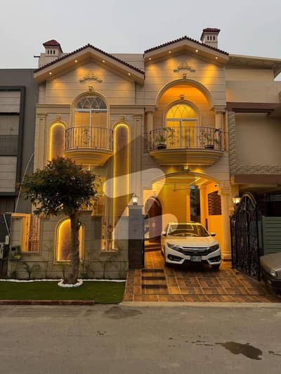 5 Marla Ultra Modern Brand New House For Rent In DHA 9 Town Lahore