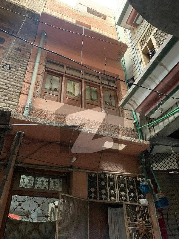 House for sale in commercial area