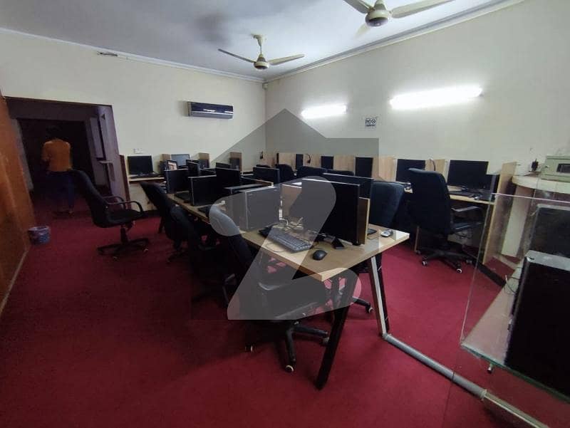 1 kanal Furnished Office For Rent 1 kanal Furnished Office For Rent