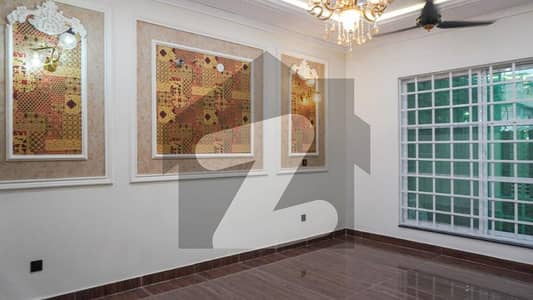 1 BEDROOM FLAT WITH KITCHEN & TV LOUNGE AVAILABLE FOR RENT