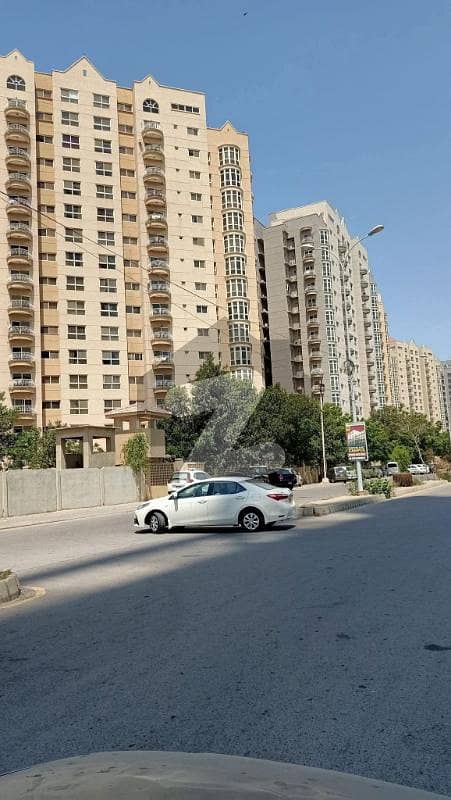 4-Bed Apartment in Creek Vista, DHA Phase 8 4-Bed Apartment in Creek Vista, DHA Phase 8