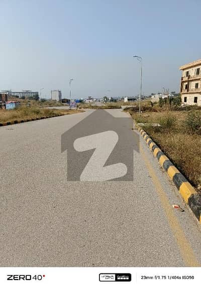 پی