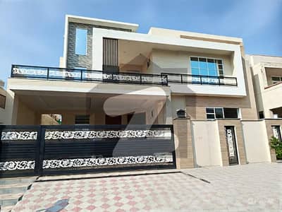 Modern 1-Kanal Home In Naval Anchorage Huge Potential &Amp; Prime Location
