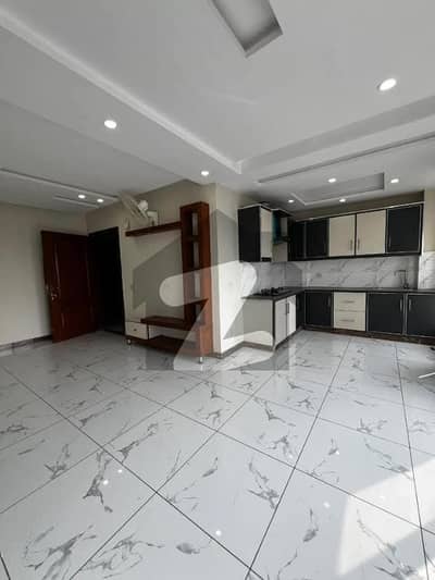 1 Bed Unfurnished Apartment for Rent in Sector C