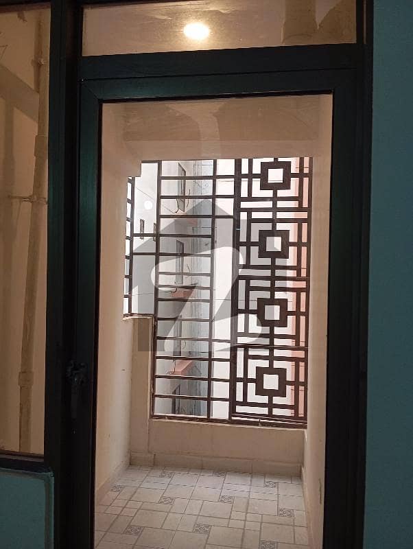 فلکناز ڈاینیسٹی کراچی میں 2 کمروں کا 5 مرلہ فلیٹ 58.0 ہزار میں کرایہ پر دستیاب ہے۔ فلکناز ڈاینیسٹی کراچی میں 2 کمروں کا 5 مرلہ فلیٹ 58.0 ہزار میں کرایہ پر دستیاب ہے۔