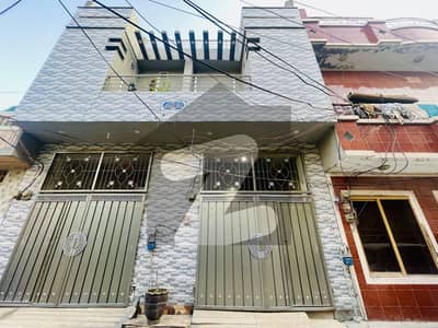 سمن آباد لاہور میں 4 کمروں کا 2 مرلہ مکان 1.12 کروڑ میں برائے فروخت۔