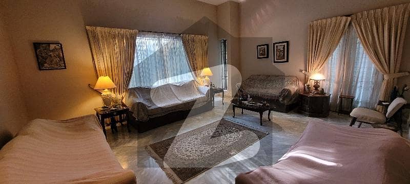 BUNGALOW FOR SALE VERY REASONABLE BUDGET FRIENDLY