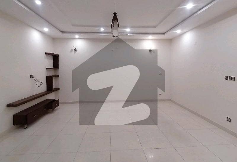 21 Marla House In Wapda Town For Sale