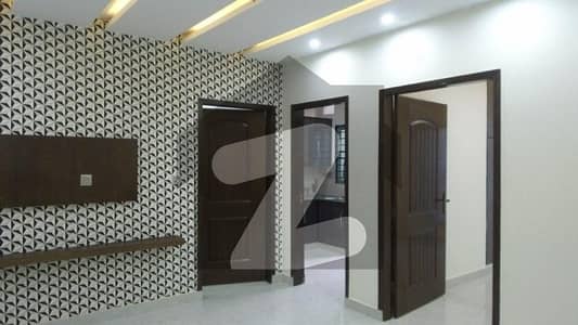 A Well Designed Prime Location House Is Up For rent In An Ideal Location In Lahore