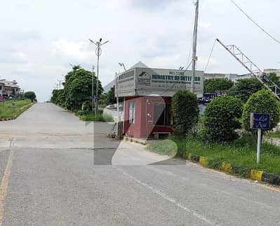 Unoccupied Residential Plot Of 7 Marla Is Available For sale In G-16