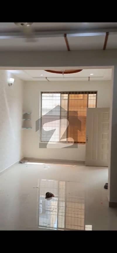 5 Marla Very Beautiful Lower Portion For Rent