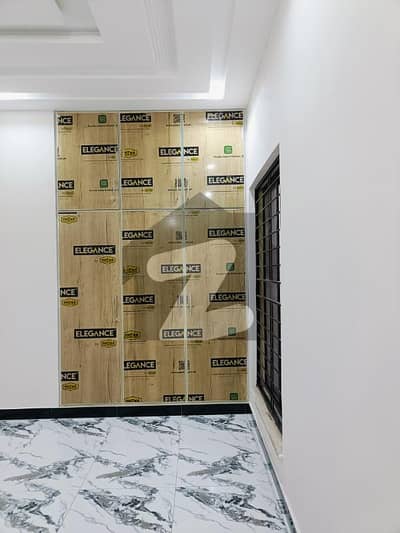 10 MARLA FULL HOUSE IS VACANT FOR RENT IN JUBILEE TOWN CANAL ROAD LAHORE