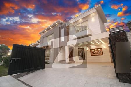 One Kanal Newly Built Solid Bungalow Available For Rent Very Close From Main Boulevard
