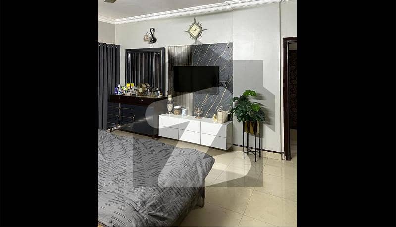 Shahra e Faisal Near lal Kothi Apartment for Sale Shahra e Faisal Near lal Kothi Apartment for Sale