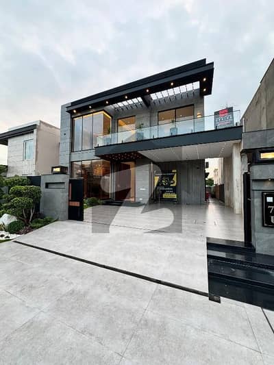 10 Marla Full House Ultra Modern Design House Hot Location