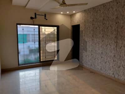 Peace Full Location 10 Marla Upper Portion For Rent In DHA Lahore Phase 1 Block P