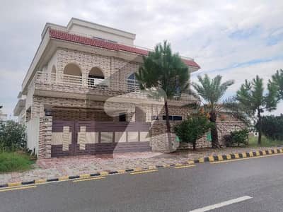 1 kanal House for sale Topcity1 Islamabad construction and Builders Top Luxury Double Unit house For Sale