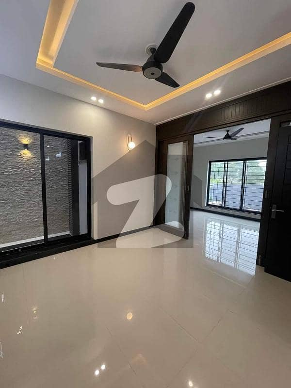 4.5 Marla Ground+ Basement For Rent In G-13/1