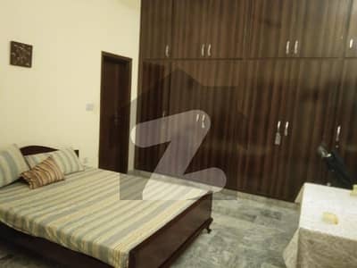 15 MARLA LOWER PORTION AVAIALABLE FOR RENT IN MODEL TOWN -A BAHAWALPUR