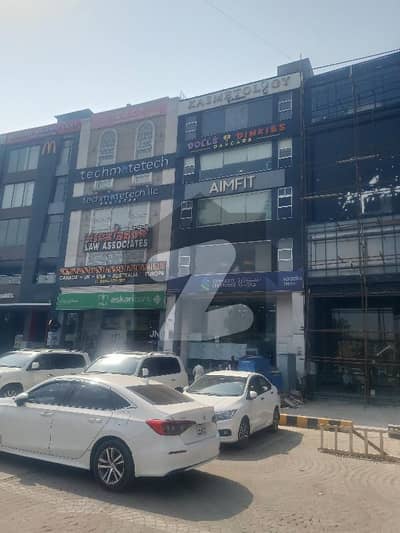 8 Marla Complete Plaza on Main road