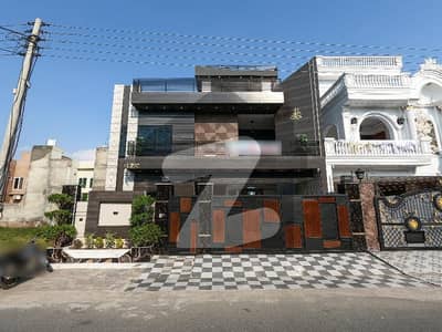الرحمان فیز 2 - بلاک ایل الرحمان گارڈن فیز 2,الرحمان گارڈن,لاہور میں 5 کمروں کا 10 مرلہ مکان 4.5 کروڑ میں برائے فروخت۔