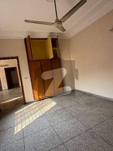 One Kanal Upper Portion Available For Rent