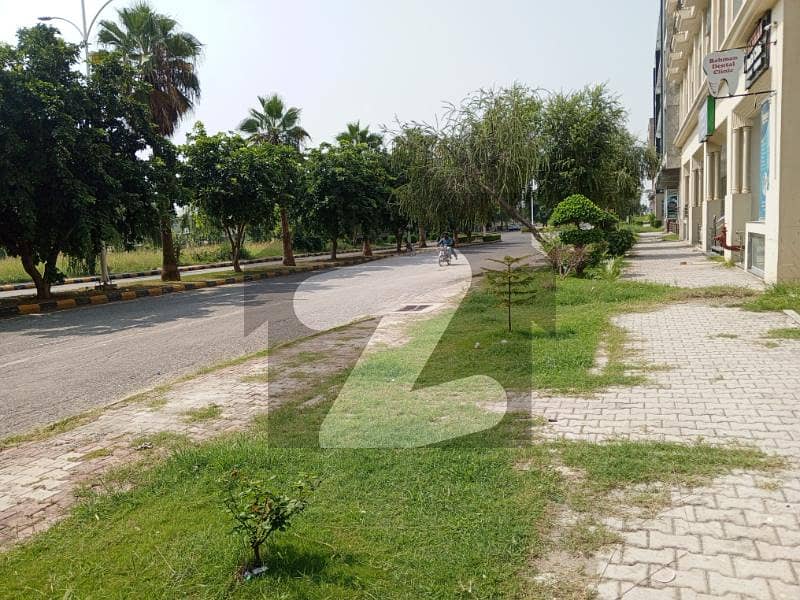 1464 Sq ft Pent House Gulbarg Green Residentcia D Markaz