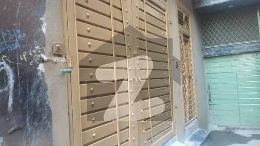 Prime Location 2 Marla Lower Portion In Gulberg Best Option