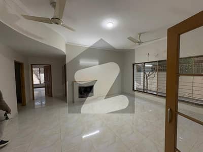 01 Kanal Modern Design House For Rent In DHA Phase 3 Lahore