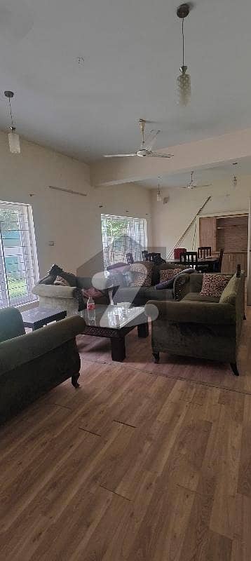 House For Sale I-8/4