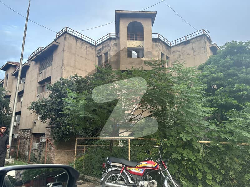 جی ۔ 11/4 جی ۔ 11,اسلام آباد میں 2 کمروں کا 4 مرلہ فلیٹ 1.9 کروڑ میں برائے فروخت۔
