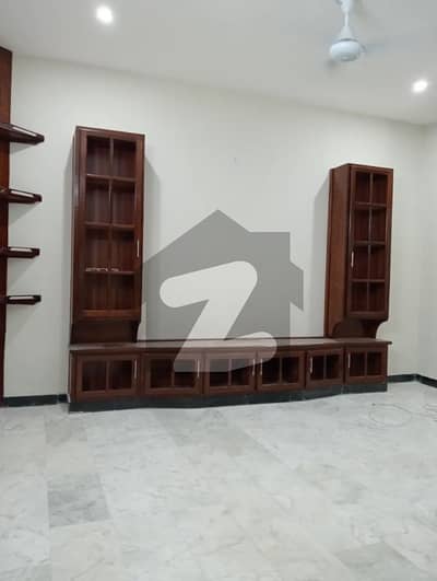 E 11 Ground Portion Kanal 3-Bedrooms DD TvL Kitchen Parking