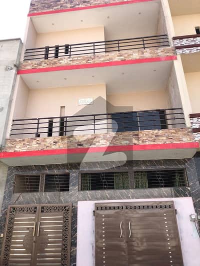 ستاره ڈائمنڈ سٹی ستیانہ روڈ,فیصل آباد میں 5 کمروں کا 5 مرلہ عمارت 1.25 کروڑ میں برائے فروخت۔